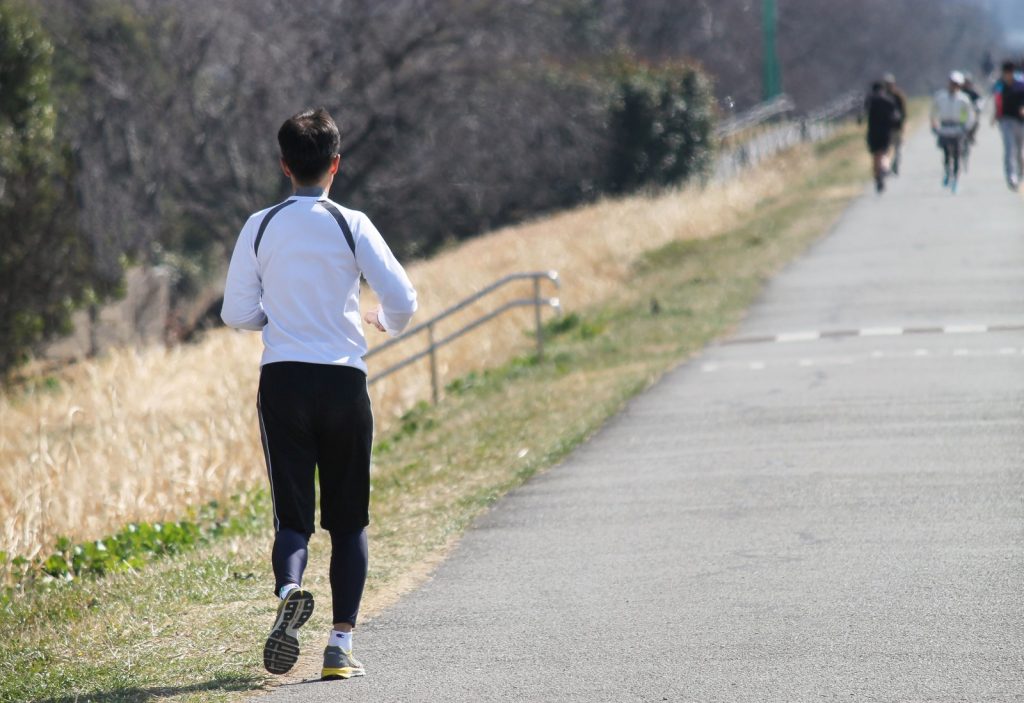 ランニング ジョギングの消費カロリーは体重と距離から計算します ずっとスポーツ